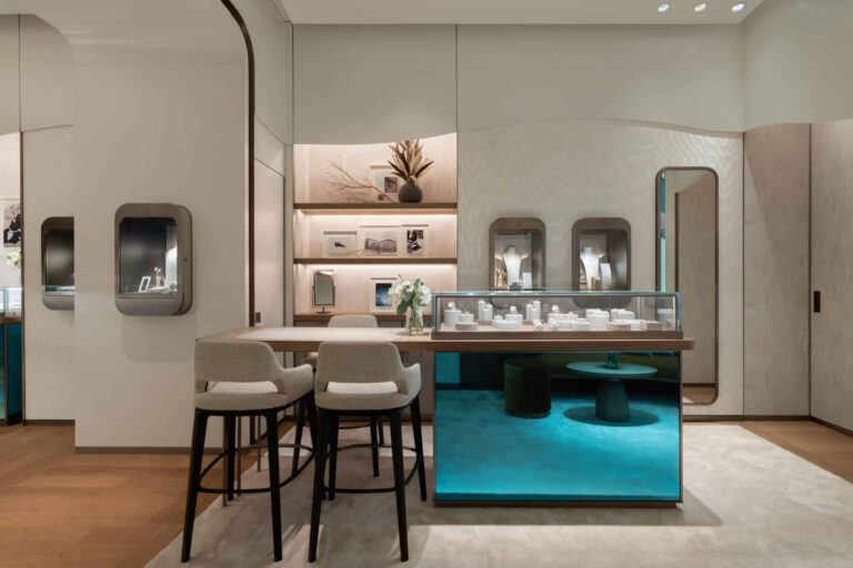 Birks by Landmark Architecture | Royal Mount Montréal